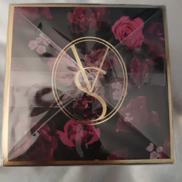 VICTORIA'S SECRET CANDLE Sweet Magnolia 8.4oz - Picture 5 of 8